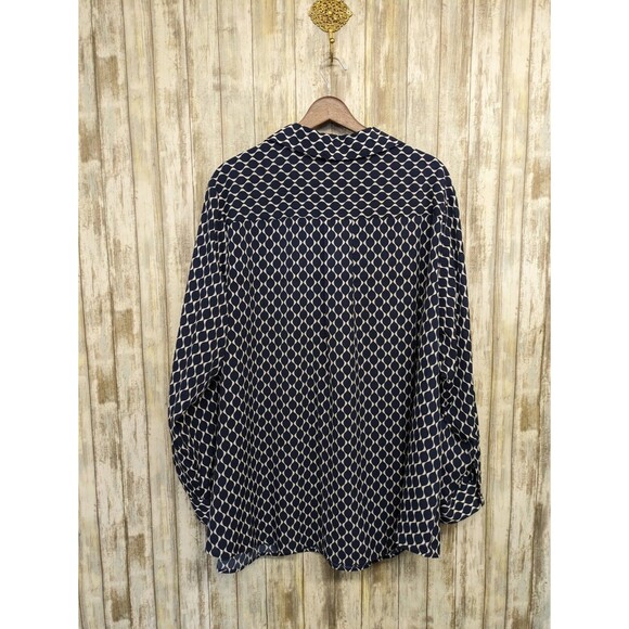 Charter Club Women's Button Down Top Roll Tab Navy Blue Gold Button Blouse 3X - Picture 6 of 10